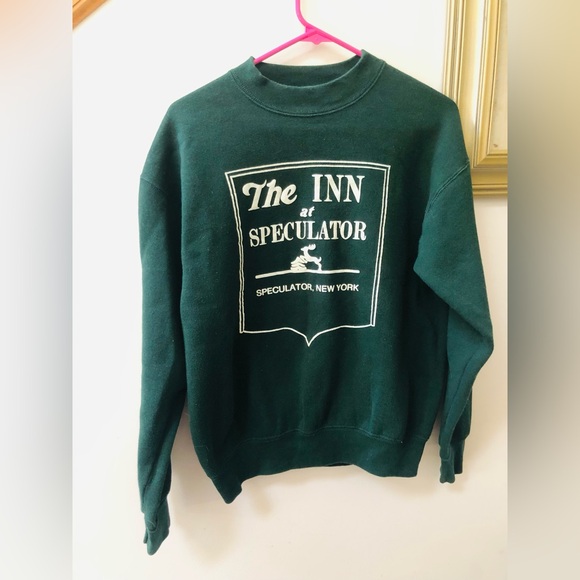The Inn at Speculator New York Fruit of the Loom Dark Green Sweatshirt - Picture 1 of 3
